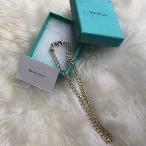 Tiffany & Co 18” twisted robe curb necklace